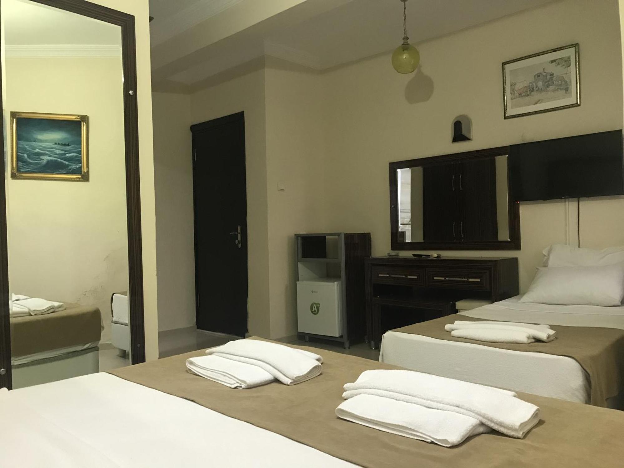 Tuemay Hotel Bitez Quarto foto