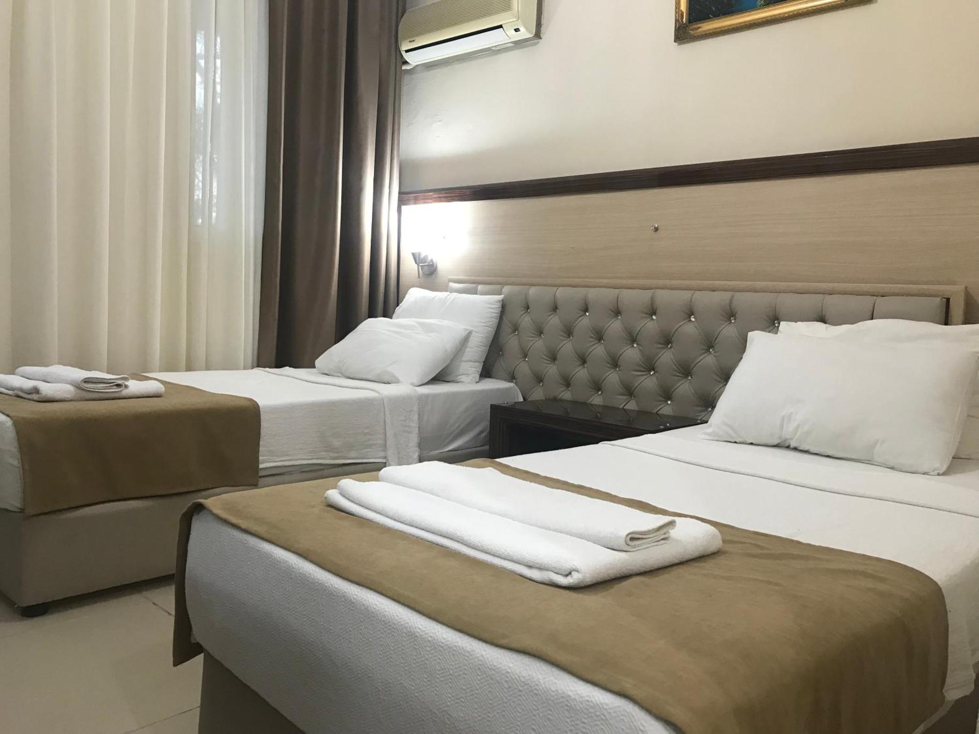 Tuemay Hotel Bitez Quarto foto